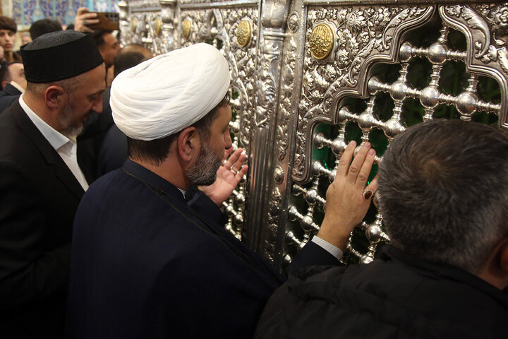 Photos: Head of Georgia’s Muslim Administration visits Hazrat Masoumeh Holy Shrine