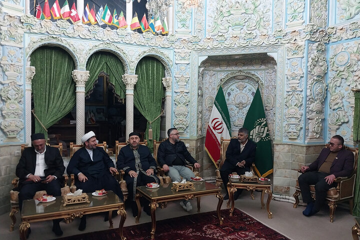 Photos: Head of Georgia’s Muslim Administration visits Hazrat Masoumeh Holy Shrine