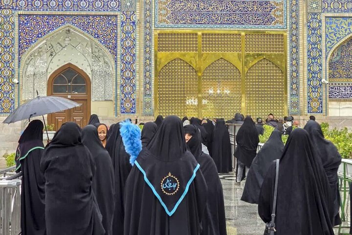 Informe fotográfico | Lluvia en el Santuario del Imam Alí ibn Musa ar-Rida (la paz sea con él)