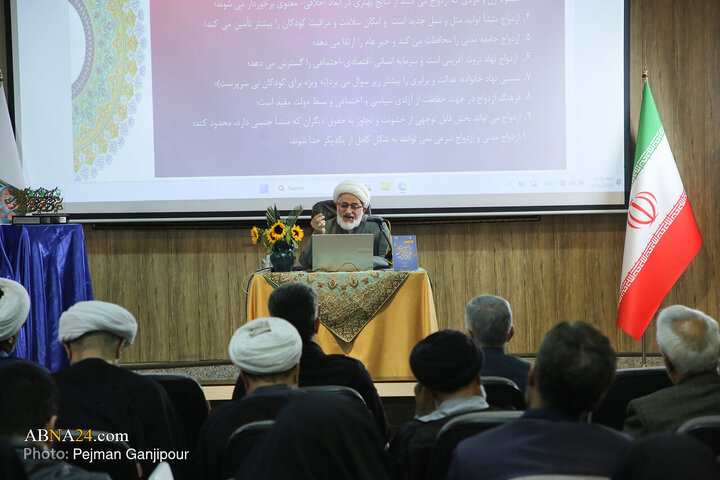 آیین اختتامیه «همایش ملّی پایداری و کارآمدی خانواده»