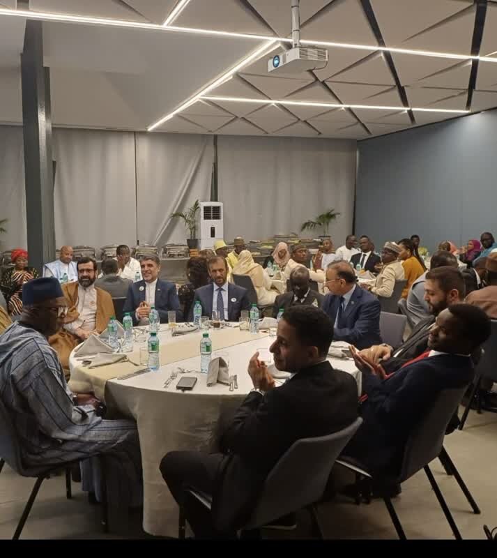 سمینار بینالمللی بازاندیشی برای جهانی در خطر از منظر تعالیم پیامبر(ص) در سنگال برگزار شد + تصاویر