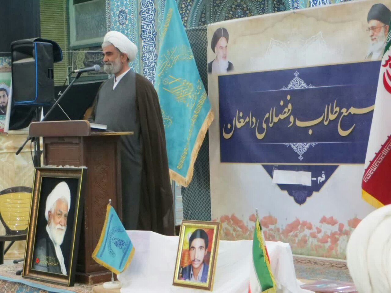 برگزاری گردهمایی بزرگ خانوادگی طلاب و فضلای دامغان در قم + تصاویر