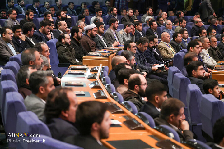 تقرير مصور/ انعقاد مؤتمر "حقوق الأمة والحريات المشروعة في المنظومة الفكرية لسماحة آية الله العظمى الخامنئي" بطهران