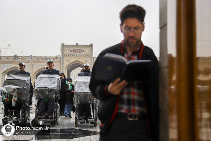 Informe fotográfico | Peregrinaje de peregrinos con discapacidades al Santuario Sagrado del Imam Reza (la paz sea con él)