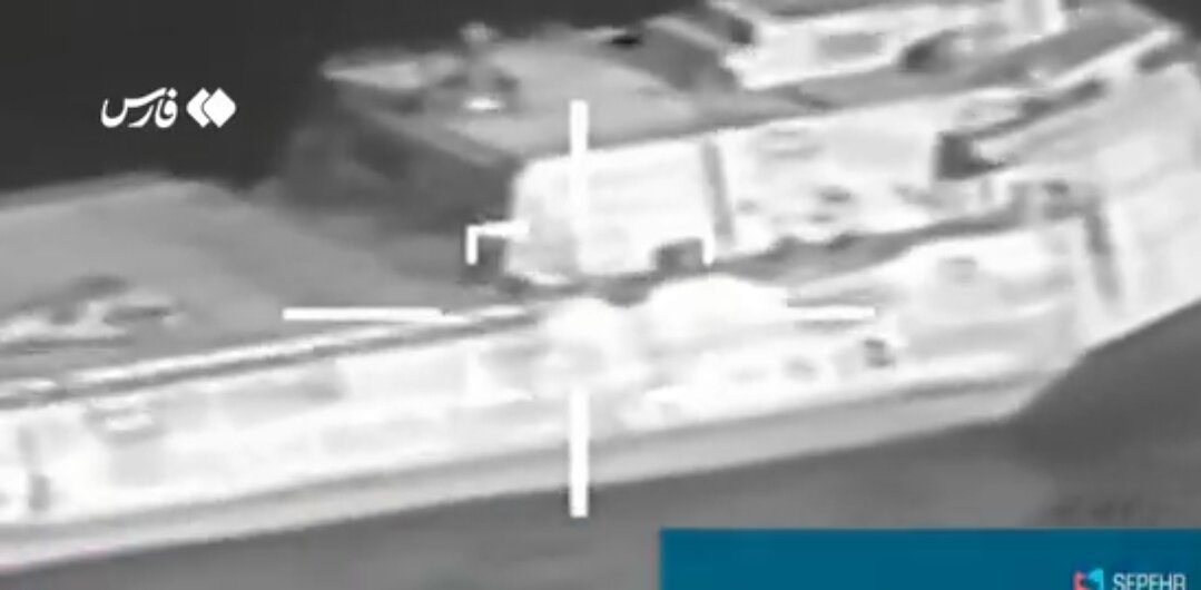 Babala sa mga puwersang pandagat ng Estados Unidos na nasa malapit sa sonang itinakda para sa pagsasanay-militar ng “Eqtadar” ng Hukbong Dagat ng IRGC