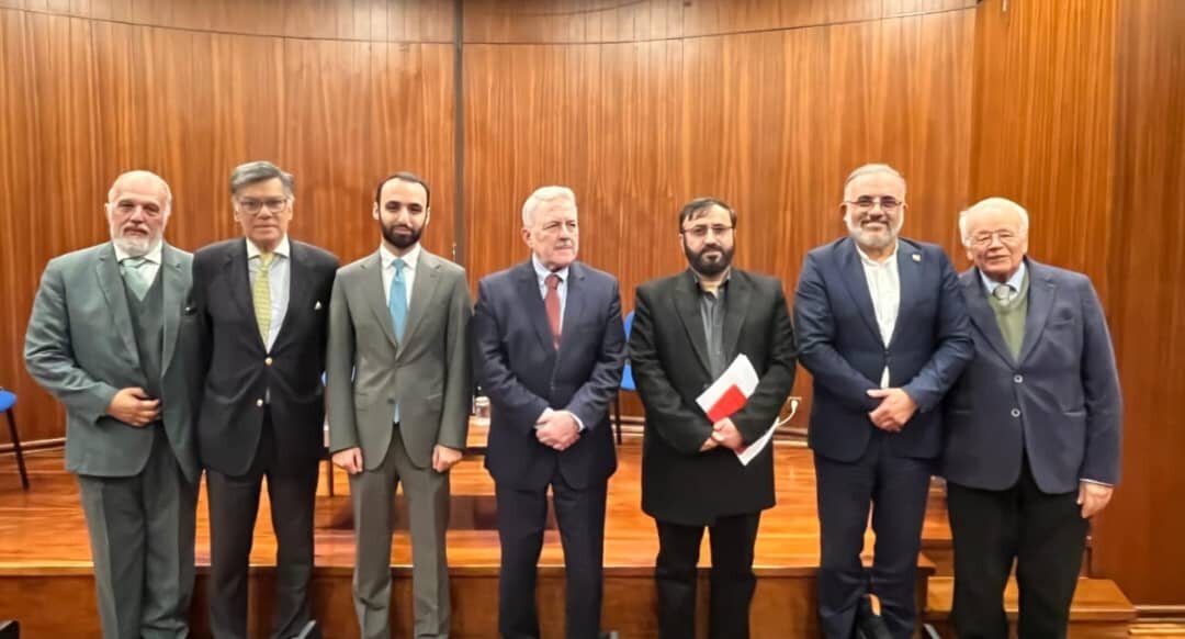 نخستین نشست جریان‌های اسلامی در پرتغال با محوریت گفت‌وگوی ادیانی برگزار شد