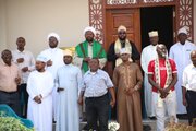 Sheikh Hemed Jalala Aimarisha Umoja wa Mashia Kupitia Ziara ya Kihistoria Jijini Arusha +Picha