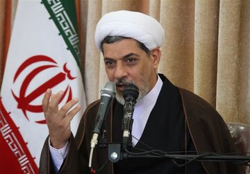 بیانیه تند دکتر رفیعی در واکنش به سخنان سلیمانی اردستانی/ ادبیات توهین‌آمیز و تمسخر روضه اهل‌بیت(ع) قابل تحمل نیست