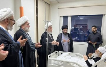 عیادت آیت‌الله جواهری از آیت‌الله قزوینی در کربلا