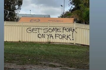 مسجد ملبورن پس از حمله اسلام‌ستیزانه، نشست عمومی برگزار می‌کند