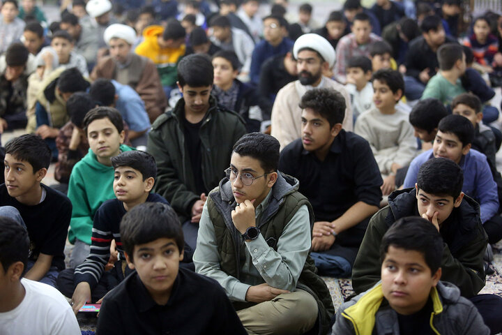 Photos: Fatemi teens mourning ceremony for Hazrat Umm al-Banin
