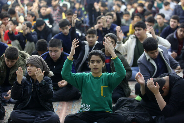 Photos: Fatemi teens mourning ceremony for Hazrat Umm al-Banin