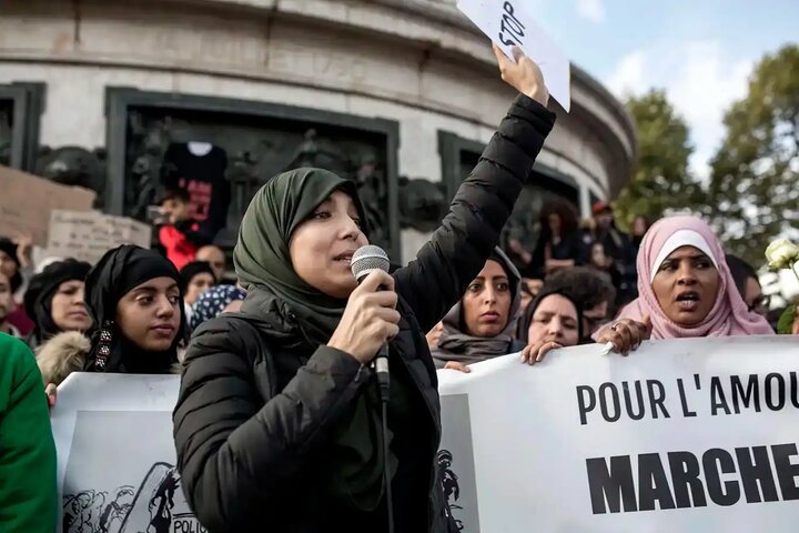 Left-Wing Populism and Muslims in France, Social Support Versus Conflict With Secularism