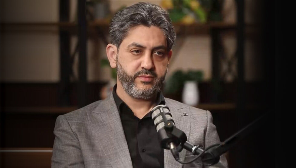 محلل لبناني لدی مقابلته مع ابنا: اجتماع لبنان الاقتصادي مع إسرائيل كذبة/الصهاينة يحاولون القول إنه تم التوصل إلى التسوية