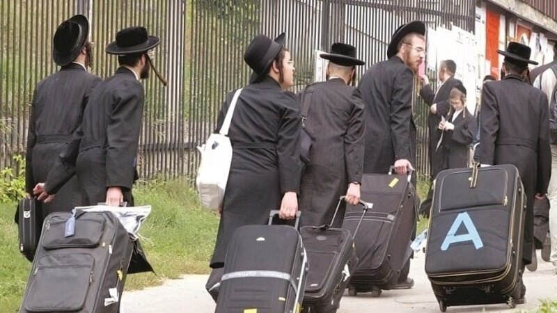 বসতি স্থাপনকারী ইসরায়িলিদের পালিয়ে যাওয়ার ঢেউ; ইহুদিবাদী শাসনের জন্য একটি কাঠামোগত হুমকি।