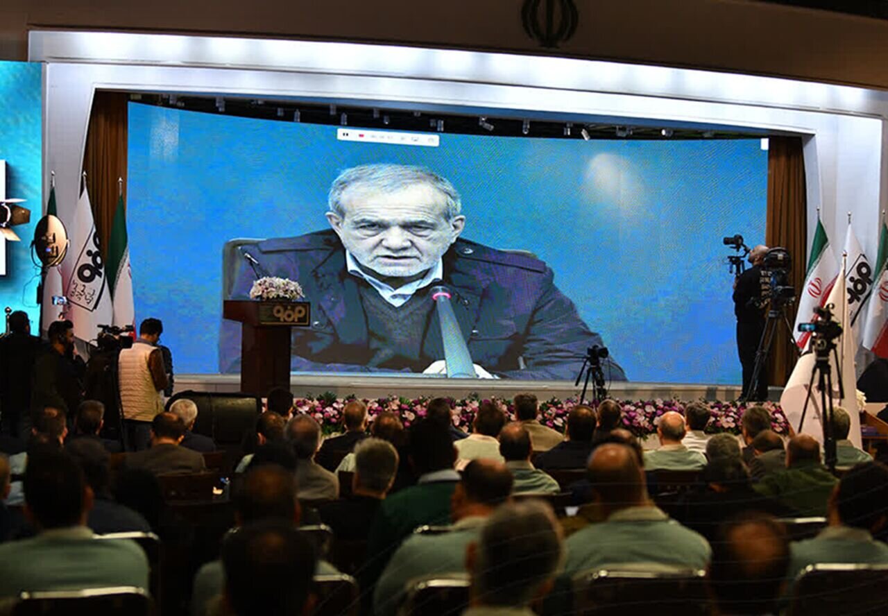 Pezeşkian: Fars körfəzinin suyu İsfahana çatdı