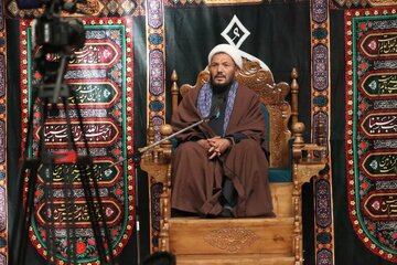 تصویری رپورٹ|  حضرت ام البنین کی شہادت کی مناسبت سے کر گل میں جمعیۃ علماء اثنا عشریہ کی جانب سے مجلس عزا کا انعقاد کیا گیا۔