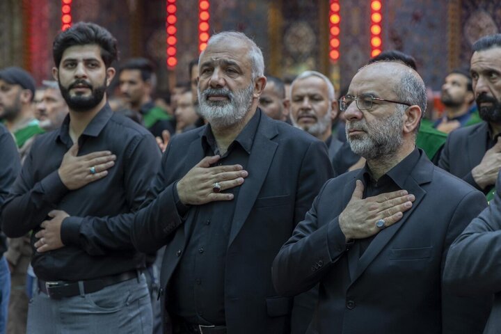 تقرير مصور/ خَدَم العتبتين المقدستين يُحيون ذكرى وفاة السيدة أم البنين (عليها السلام)