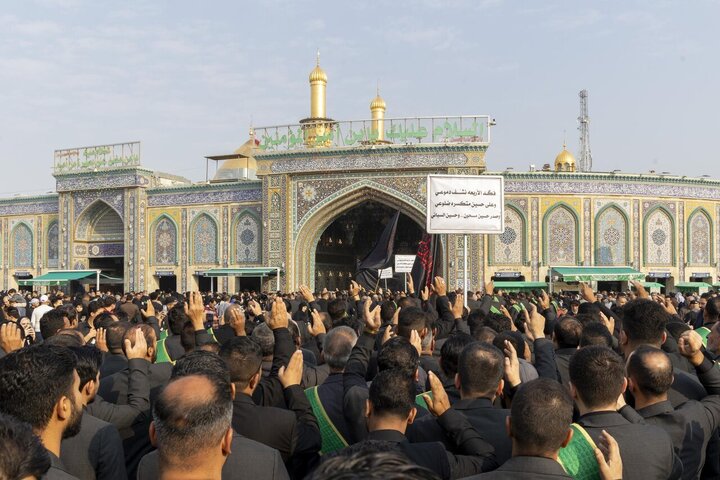 تقرير مصور/ خَدَم العتبتين المقدستين يُحيون ذكرى وفاة السيدة أم البنين (عليها السلام)