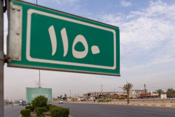 تقرير مصور/ حملة لتشجير طريق (يا حسين) بين النجف وكربلاء