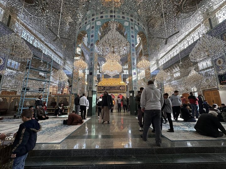 Informe fotográfico | El Santuario de Lady Zainab abarrotado de peregrinos el pasado viernes