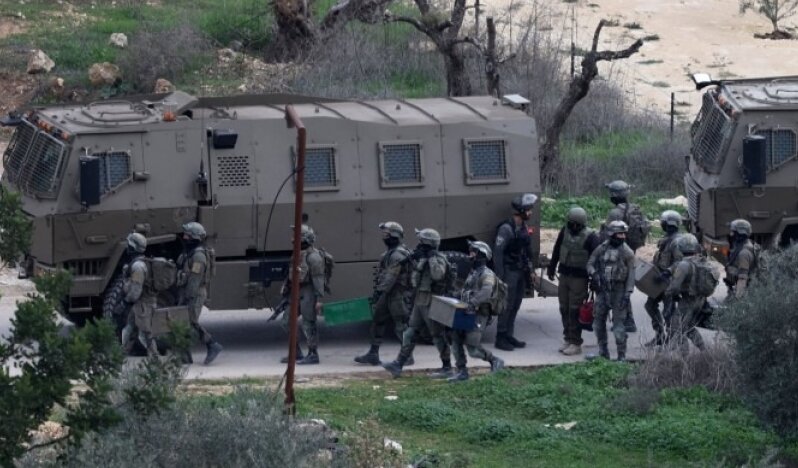 Ramallah’ta Yerleşimci Saldırısı ve İsrail’in Şafak Baskınları Gerginliği Tırmandırdı