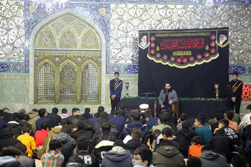 تقرير مصور/ مراسم عزاء الشباب الفاطميين بذكرى السيدة أم البنين (ع) بمدينة قم