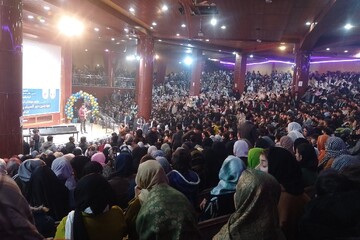 گزارش تصویری | تقدیر از دانش‌آموزان شیعه برتر در المپیاد علمی کابل