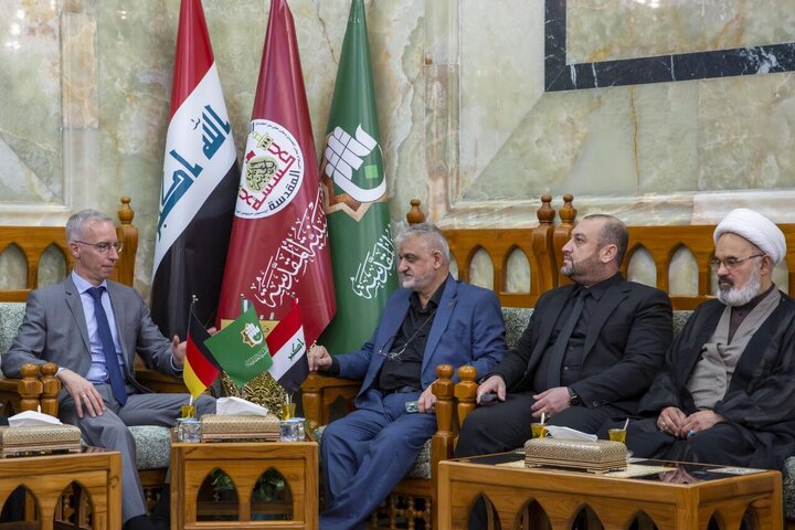 Informe fotográfico |El embajador de Alemania visita el Santuario Sagrado de Hazrat Abbas (P)