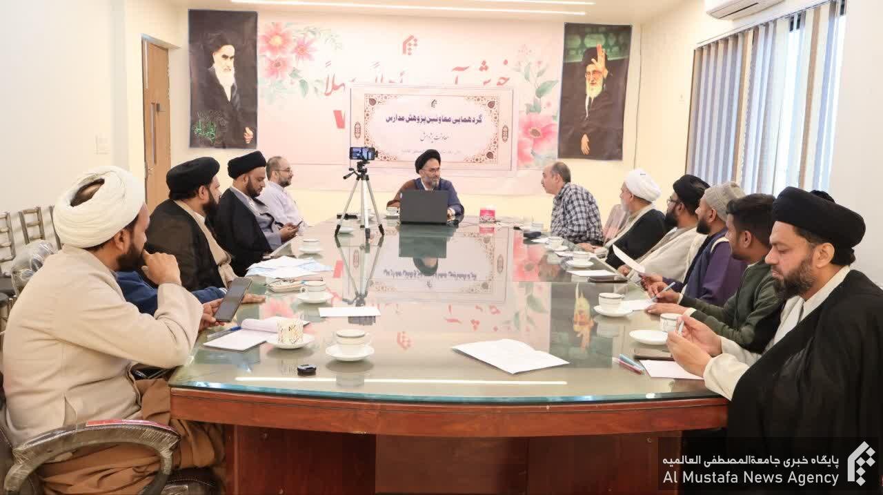 Research Assistants from Indian Seminaries Gather to Discuss Importance of Research in Islamic Studies