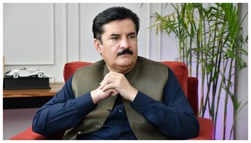 انٹیلیجنس آپریشن کی حمایت اور وفاق سے تعاون کے بغیر صوبہ نہیں چل سکتا: گورنر کے پی