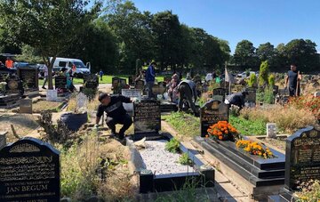 جدال بر سر بزرگ‌ترین قبرستان مسلمانان انگلستان