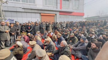 Aksi Besar-besaran Syiah Pakistan Menentang Penangkapan Sewenang-wenang