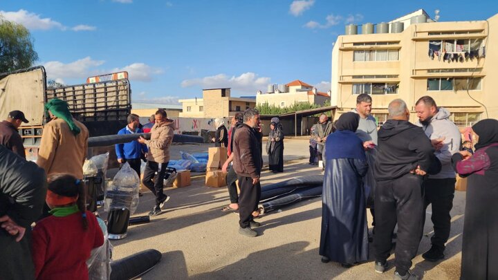 تقرير مصور/ مشاهد من إغاثة العتبة الحسينية المقدسة للعوائل السورية النازحة الى لبنان