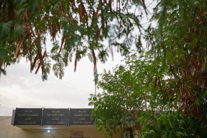 تقرير مصور/ العتبة العسكرية المقدسة تزوّد مدارس بأثاث جدد في مدينة سامراء