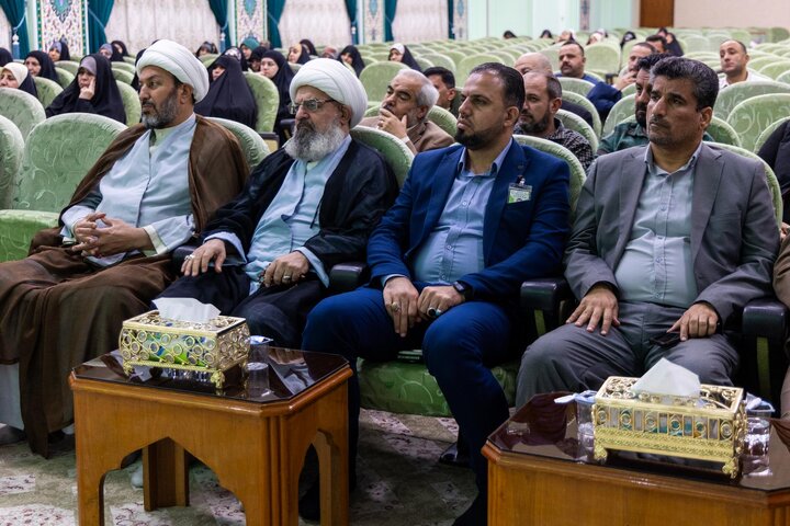 تقرير مصور/ جانب من الحضور في ندوة حوارية تثقيفية بعنوان (تعظيم المقدسات ومنع الإساءة إلى الذات الإلهية) بركربلاء