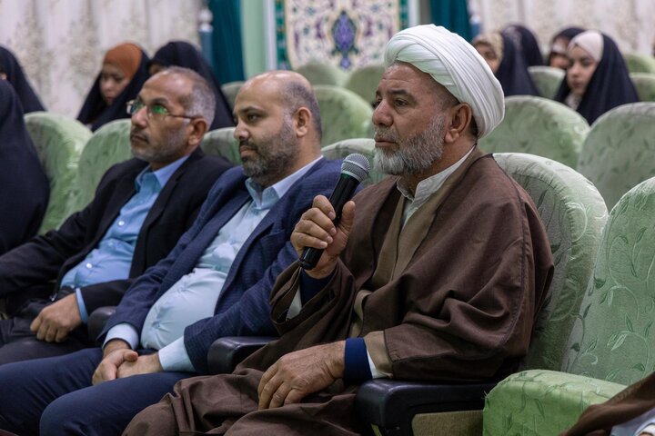 تقرير مصور/ جانب من الحضور في ندوة حوارية تثقيفية بعنوان (تعظيم المقدسات ومنع الإساءة إلى الذات الإلهية) بركربلاء