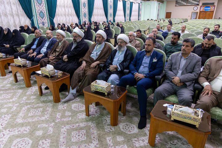 تقرير مصور/ جانب من الحضور في ندوة حوارية تثقيفية بعنوان (تعظيم المقدسات ومنع الإساءة إلى الذات الإلهية) بركربلاء