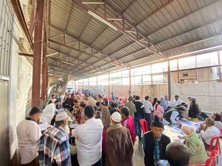 လမ်းပြသူဗဟို၊မြန်မာ လူမှုအကျိုးပြုအသင်းအဖွဲ့ကြီး နှင့် ဟင်ဒွစ်သာနီဗလီဂေါပက အဖွဲ့ပူးပေါင်း၍ မှတ်ပုံတင် အသစ်/အပျောက်/အလဲ နှင့် စမတ်ကဒ်ကိစ္စများဆောင်ရွက်ပေး ။ ။ Photos