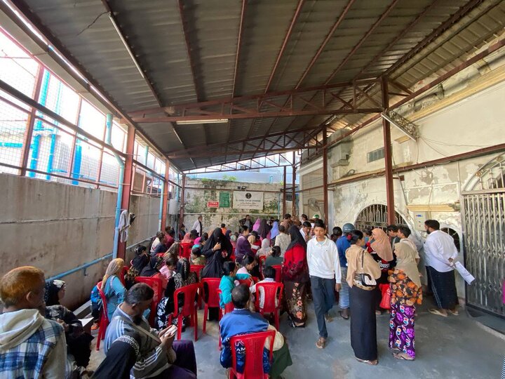 လမ်းပြသူဗဟို၊မြန်မာ လူမှုအကျိုးပြုအသင်းအဖွဲ့ကြီး နှင့် ဟင်ဒွစ်သာနီဗလီဂေါပက အဖွဲ့ပူးပေါင်း၍ မှတ်ပုံတင် အသစ်/အပျောက်/အလဲ နှင့် စမတ်ကဒ်ကိစ္စများဆောင်ရွက်ပေး ။ ။ Photos