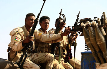 نیروهای واکنش سریع: حمله پهپادی ارتش سودان به میدان نفتی هجلیج ده‌ها کشته بر جای گذاشت