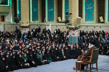 Imam Khamenei & sweet command to say “I love you”