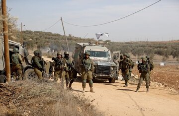 حملة اعتقالات واسعة في الضفة الغربية تطال 15 فلسطينيا