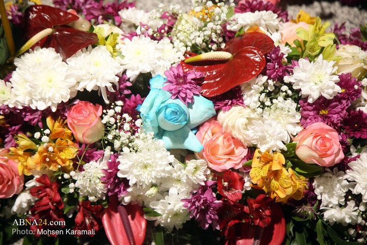 Photos: Lady Fatima Masoumeh shrine decorated with flowers on eve of Hazrat Zahra birth anniversary