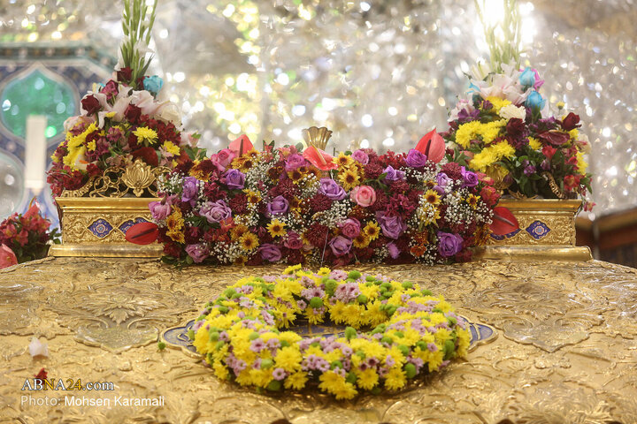 Photos: Lady Fatima Masoumeh shrine decorated with flowers on eve of Hazrat Zahra birth anniversary