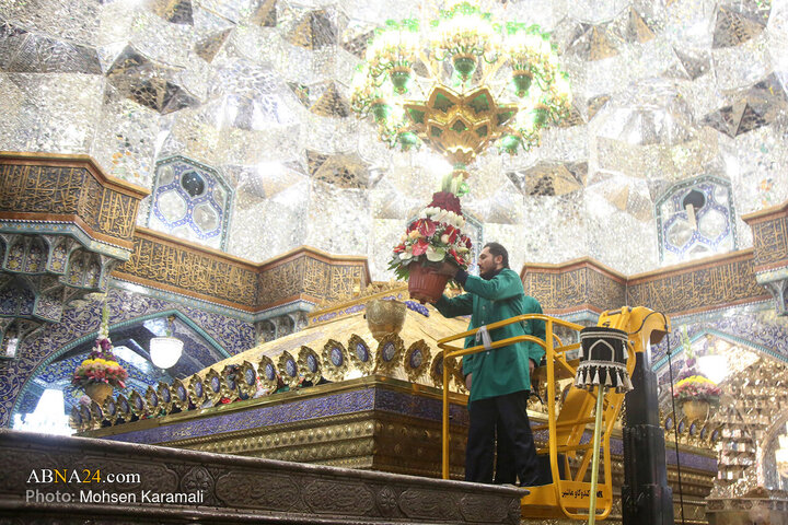 Photos: Lady Fatima Masoumeh shrine decorated with flowers on eve of Hazrat Zahra birth anniversary