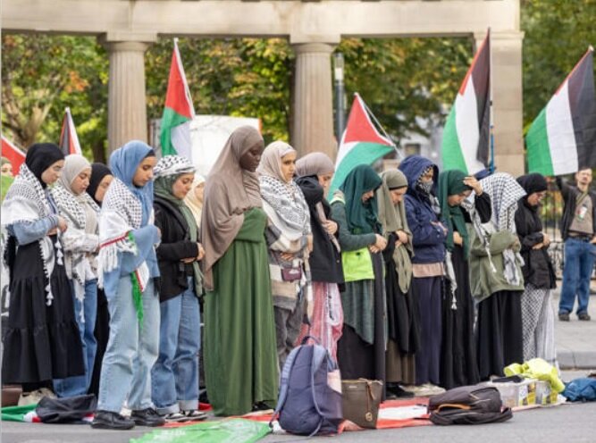 توقف بررسی اصلاحیه بحث‌برانگیز «لغو معافیت دینی از قانون نفرت‌پراکنی» در کانادا