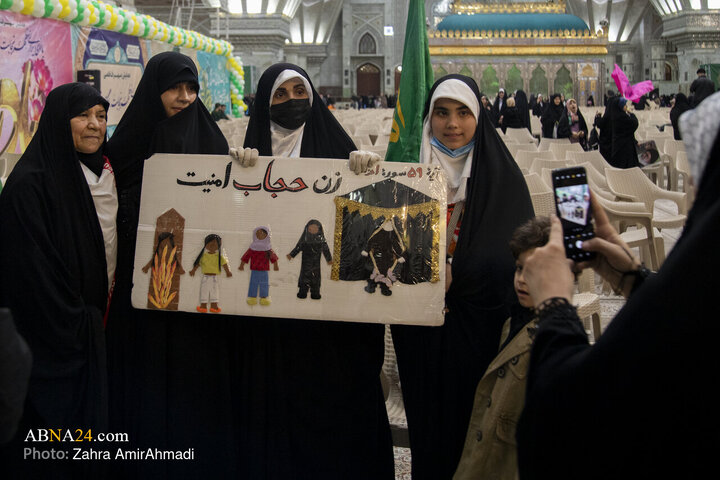 مراسم میلاد حضرت زهرا(س) در حرم مطهر امام خمینی(ره)