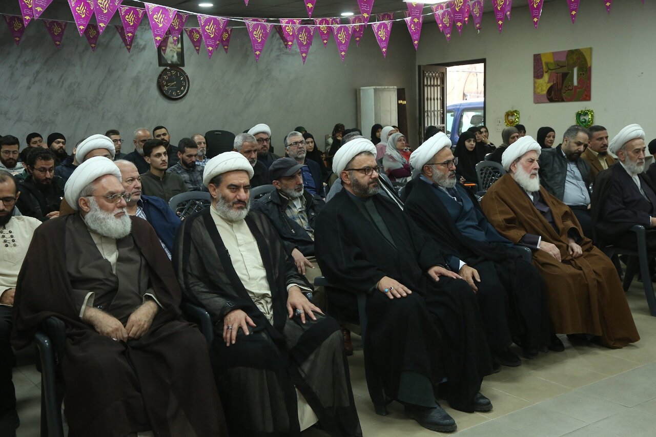 لبنان..المعهد الشرعي الإسلامي يحيي ذكرى ولادة الزهراء(ع) ويؤكد على سعيها الدائم لحماية الوحدة الإسلاميّة
