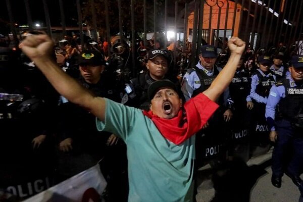 Honduras Katika Hali ya Machafuko ya Kisiasa na Maandamano ya Mitaani